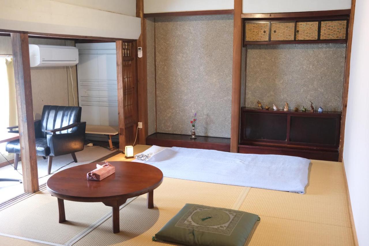 Guesthouse Kojiya 暮らしをつくる宿 旧糀屋 Fukutsu Zewnętrze zdjęcie