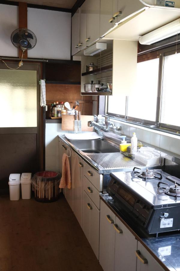 Guesthouse Kojiya 暮らしをつくる宿 旧糀屋 Fukutsu Zewnętrze zdjęcie